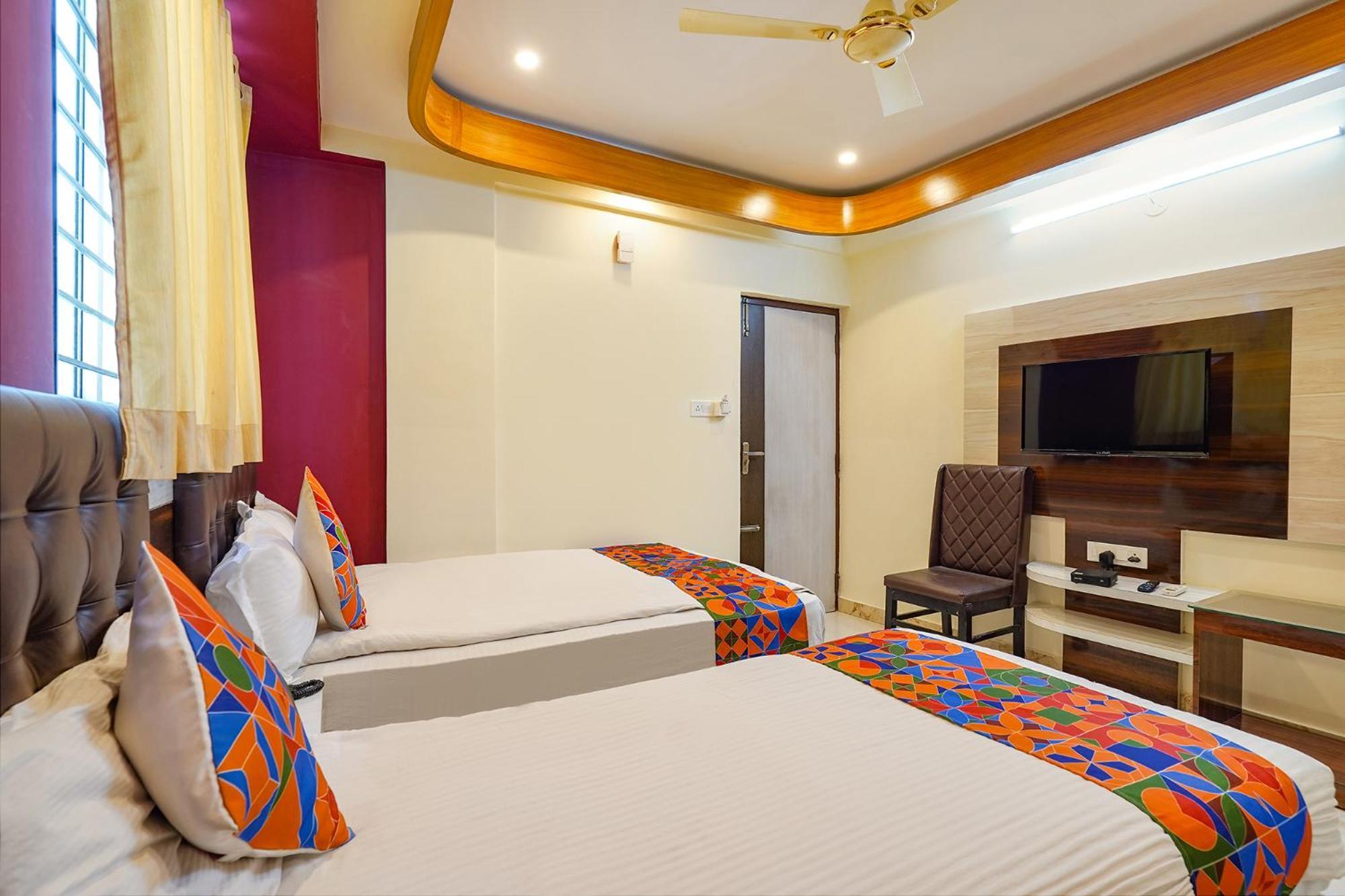 Hotel Fabhotel I Residency - Nr St John's Medical College