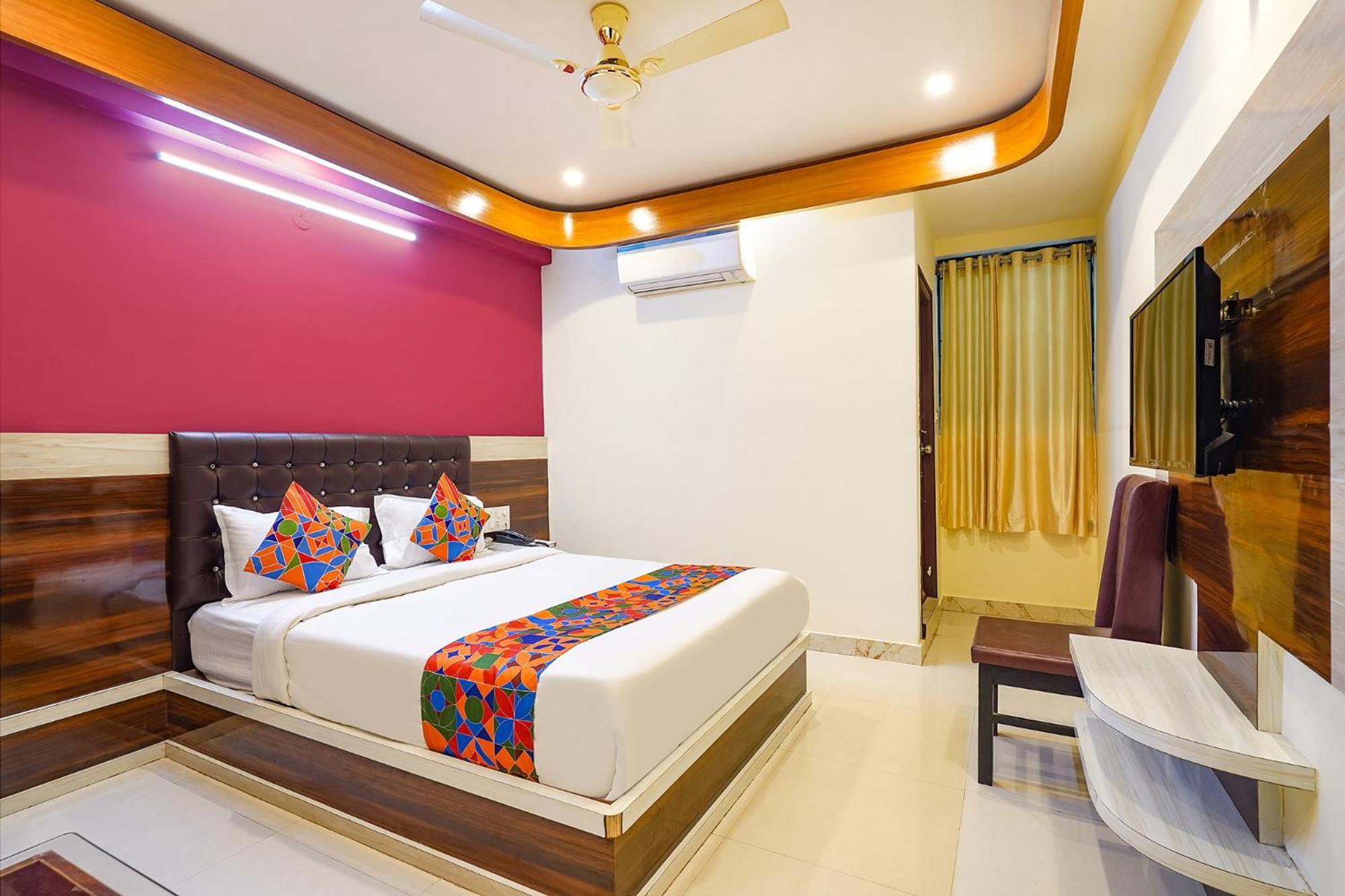 Hotel Fabhotel I Residency - Nr St John's Medical College