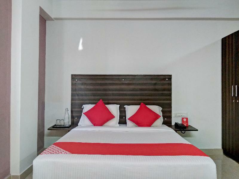 Hotel Fabhotel I Residency - Nr St John's Medical College